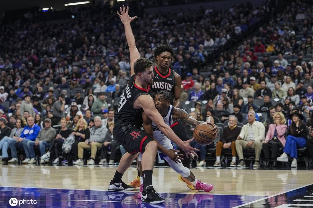 火箭3连败球队到底咋啦？一场巨大危机正在队内酝酿